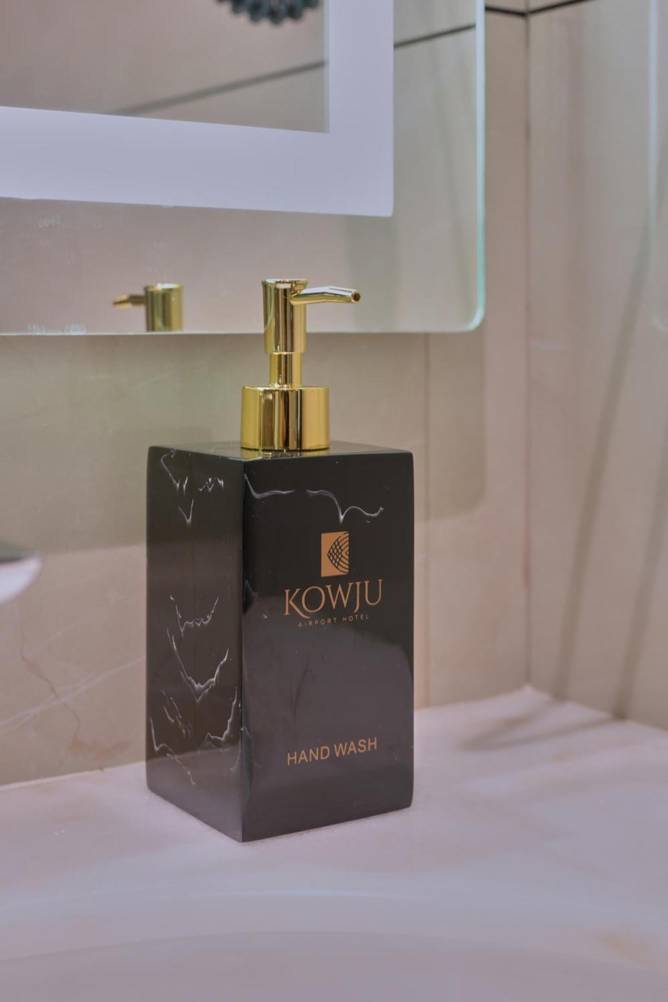 Kowju Airport Hotel Calicut Kondotty Экстерьер фото